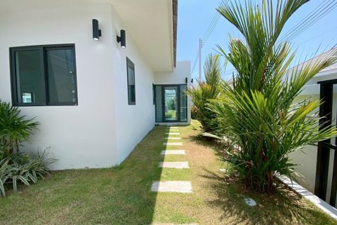 Chalet de 3 dormitorios en Hua Hin, Tailandia № 173930 - foto 26