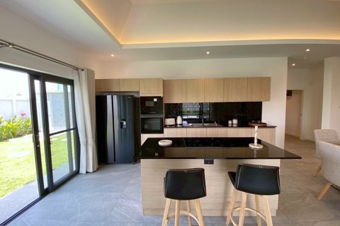 Chalet de 3 dormitorios en Hua Hin, Tailandia № 173928 - foto 12