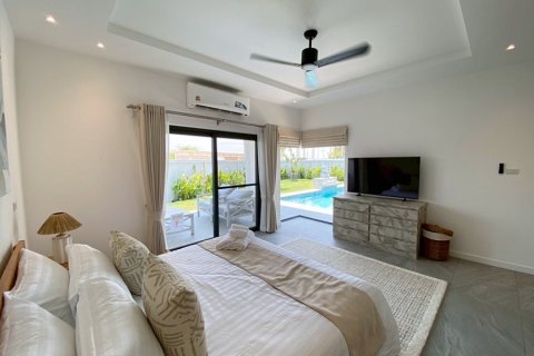 Chalet de 3 dormitorios en Hua Hin, Tailandia № 173928 - foto 17