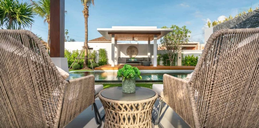 Chalet de 4 dormitorios en Bang Tao, Tailandia № 166428