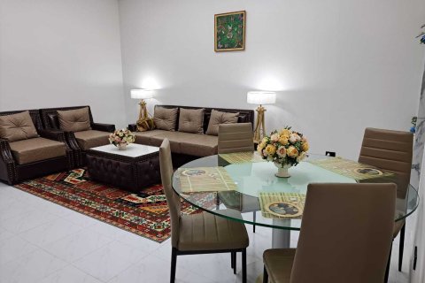 Condominio de 2 dormitorios en Khlong Toei, Bangkok, Tailandia № 160511