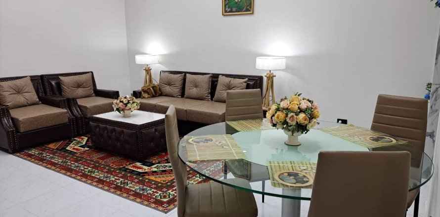 Condominio de 2 dormitorios en Khlong Toei, Bangkok, Tailandia № 160511