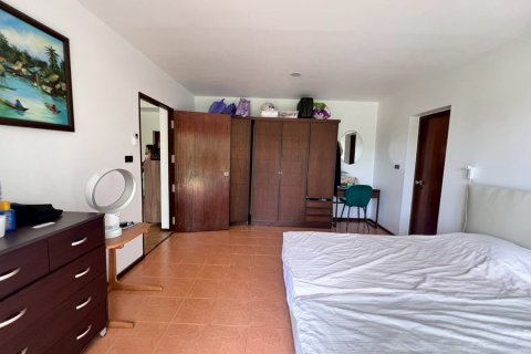 Condominio de 2 dormitorios en Cha-am, Tailandia № 195744 - foto 17