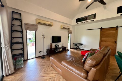 Condominio de 2 dormitorios en Cha-am, Tailandia № 195744 - foto 8