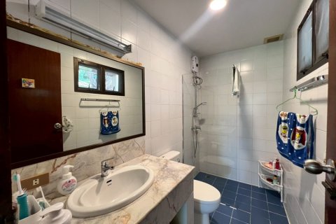 Condominio de 2 dormitorios en Cha-am, Tailandia № 195744 - foto 24
