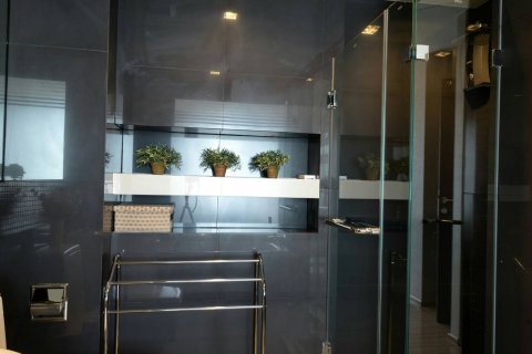 Condominio de 2 dormitorios en Bangkok, Tailandia № 67068 - foto 9