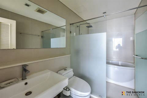 Condominio de 1 dormitorio en Bangkok, Tailandia № 187340 - foto 2