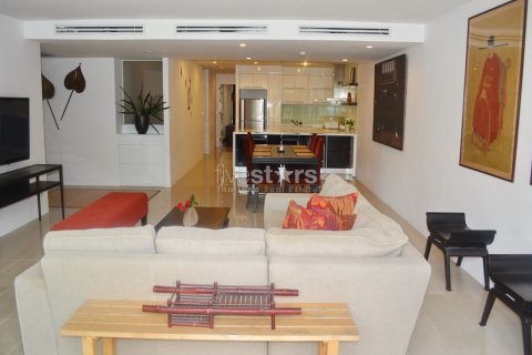 Condominio de 3 dormitorios en Bangkok, Tailandia № 67114 - foto 4