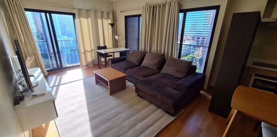 Condominio de 2 dormitorios en Bangkok, Tailandia en Noble Reveal № 51003