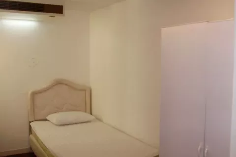 Condominio de 3 dormitorios en Watthana, Bangkok, Tailandia № 136048 - foto 11
