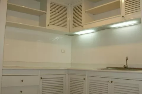 Condominio de 3 dormitorios en Watthana, Bangkok, Tailandia № 136048 - foto 3