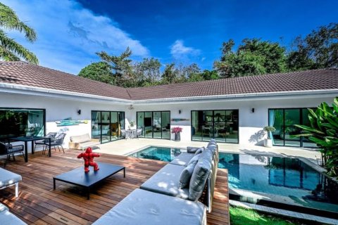 Chalet de 3 dormitorios en Phuket, Tailandia № 119428 - foto 2