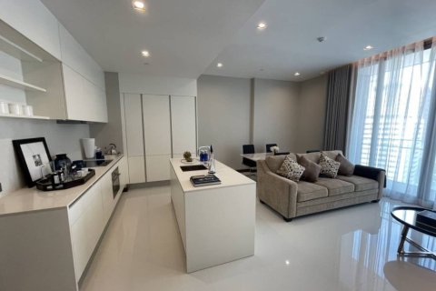 Condo in Khlong Toei, Bangkok, Thailand, 2 bedrooms  № 176780 - photo 2