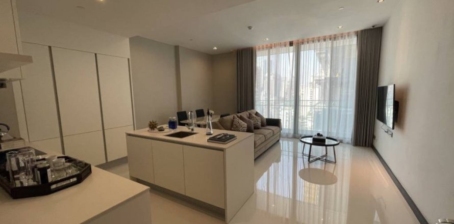 Condo in Khlong Toei, Bangkok, Thailand, 2 bedrooms  № 176780