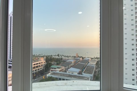 Condominio de 2 dormitorios en Pattaya, Tailandia № 141055 - foto 8