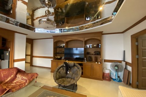 Condominio de 2 dormitorios en Pattaya, Tailandia № 141055 - foto 9
