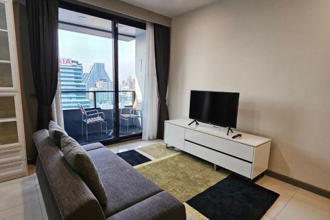 Condo in Bang Rak, Bangkok, Thailand, 2 bedrooms № 148767 - photo 2