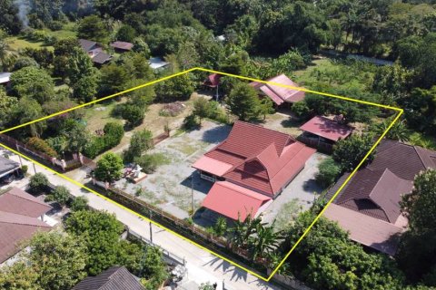 Casa de 6 dormitorios en Chiang Rai, Tailandia № 115446 - foto 4