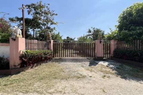 Casa de 6 dormitorios en Chiang Rai, Tailandia № 115446 - foto 6