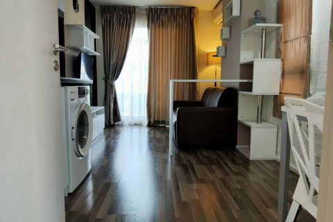 Condominio de 1 dormitorio en Chiang Mai, Tailandia № 205636 - foto 2