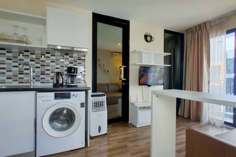 Condominio de 1 dormitorio en Chiang Mai, Tailandia № 205636 - foto 3