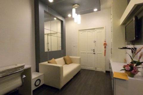 Condominio de 1 dormitorio en Chiang Mai, Tailandia № 205635 - foto 4