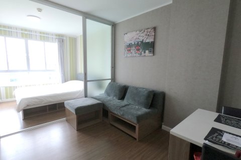 Condominio de 1 dormitorio en Chiang Mai, Tailandia № 205633 - foto 3