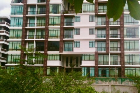 Condo in Chiang Mai, Thailand, 2 bedrooms  № 205632
