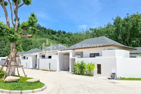 Casa de 2 dormitorios en Nai Yang, Tailandia № 160128 - foto 15