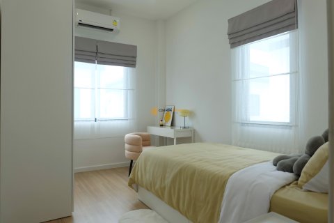 Estudio en Bang Lamung, Tailandia № 146513 - foto 12
