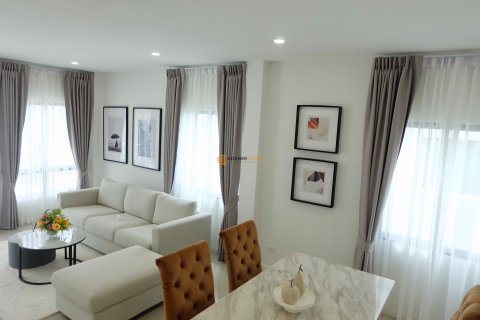 Estudio en Bang Lamung, Tailandia № 146513 - foto 4