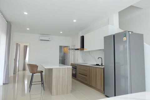 Estudio en Bang Lamung, Tailandia № 146512 - foto 9