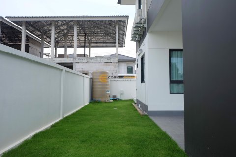 Estudio en Bang Lamung, Tailandia № 146512 - foto 22