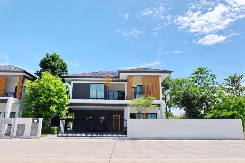 Studio in Bang Lamung, Thailand № 146514