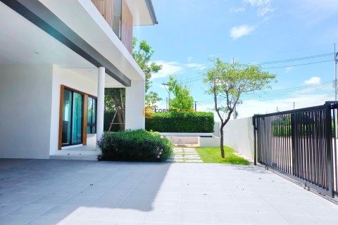 Studio in Bang Lamung, Thailand № 146514 - photo 2