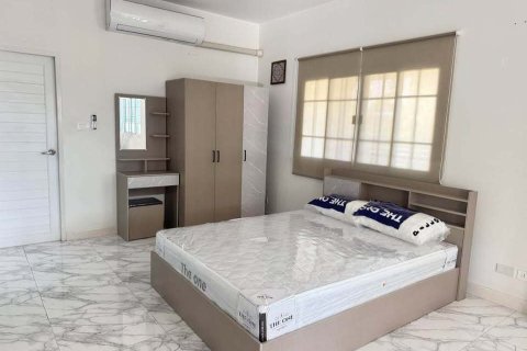 House in Hang Dong, Thailand 4 bedrooms № 163364 - photo 17