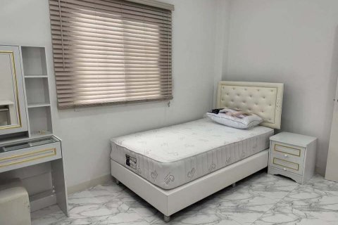 House in Hang Dong, Thailand 4 bedrooms № 163364 - photo 5