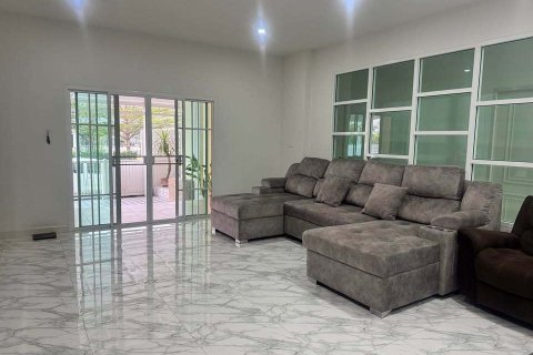 House in Hang Dong, Thailand 4 bedrooms № 163364 - photo 22