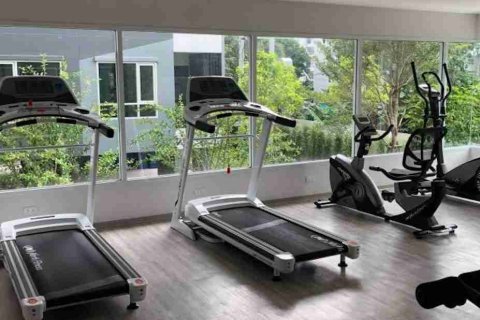 Condominio de 1 dormitorio en Bangkok, Tailandia № 208786 - foto 3