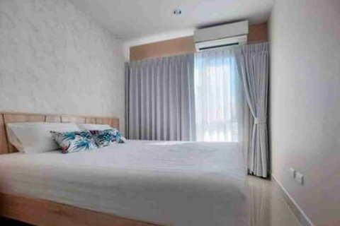 Condominio de 1 dormitorio en Bangkok, Tailandia № 208786 - foto 5