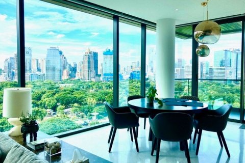 Condominio de 2 dormitorios en Pathum Wan, Bangkok, Tailandia № 176488 - foto 2