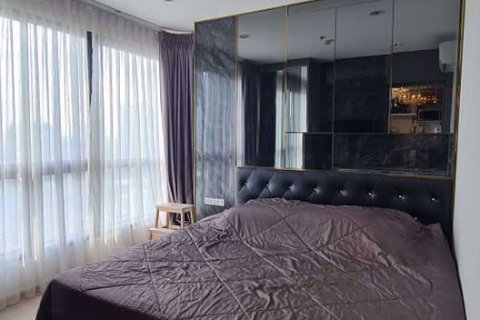 Sobre plano Ideo Sathorn - Thaphra en Bangkok, Tailandia № 33833 - foto 12