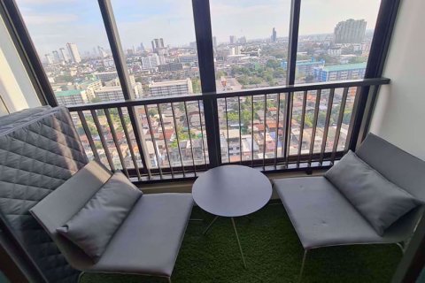 Sobre plano Ideo Sathorn - Thaphra en Bangkok, Tailandia № 33833 - foto 17