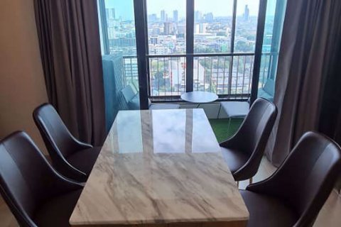 Sobre plano Ideo Sathorn - Thaphra en Bangkok, Tailandia № 33833 - foto 9