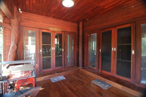 Casa de 3 dormitorios en Udon Thani, Tailandia № 171778 - foto 6