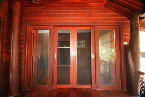 Casa de 3 dormitorios en Udon Thani, Tailandia № 171778 - foto 7