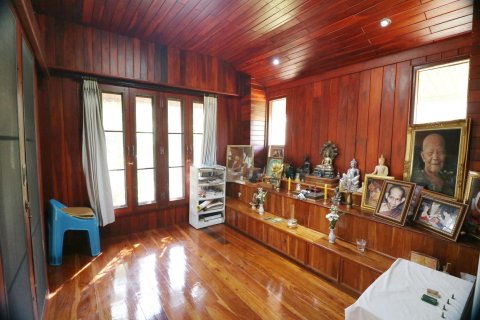 Casa de 3 dormitorios en Udon Thani, Tailandia № 171778 - foto 11