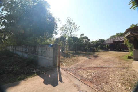 Casa de 3 dormitorios en Udon Thani, Tailandia № 171778 - foto 3