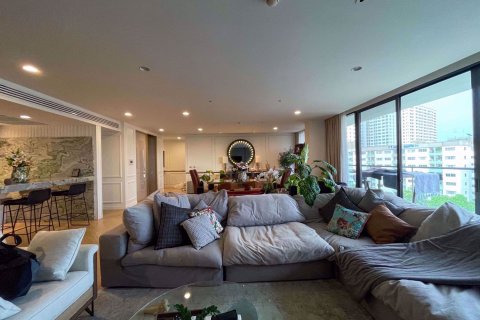 Condominio de 3 dormitorios en Watthana, Bangkok, Tailandia № 47561 - foto 2