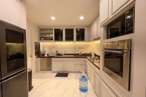Condominio de 3 dormitorios en Watthana, Bangkok, Tailandia № 47561 - foto 8